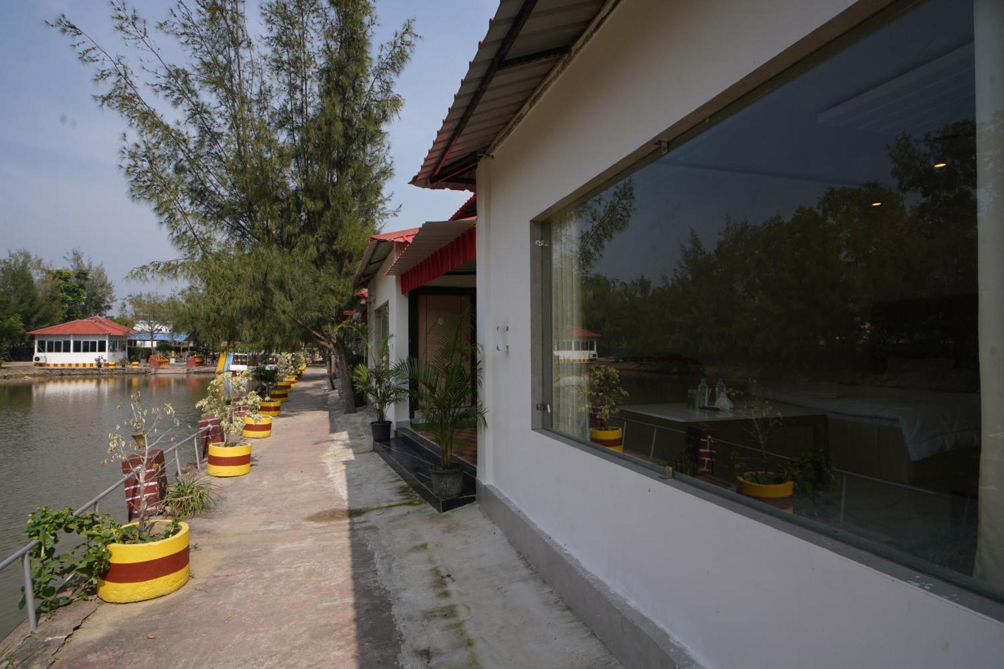 Lake View Village Resort Tajpur Exterior foto